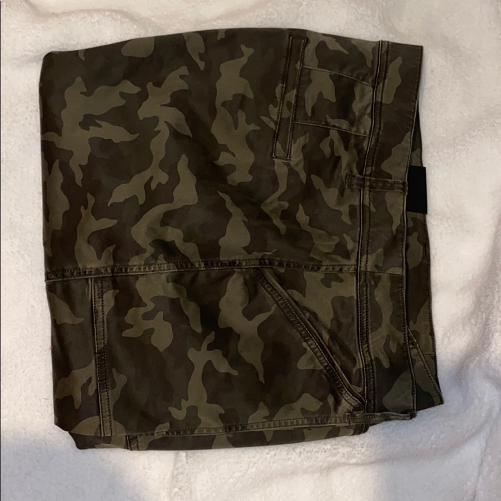 Lane Bryant size 22 camo pants. Skinny leg